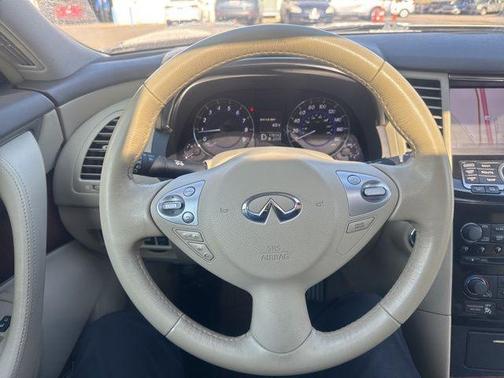 2012 INFINITI FX35 Base