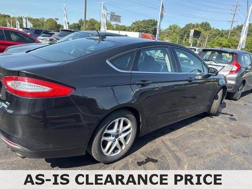 2015 Ford Fusion SE