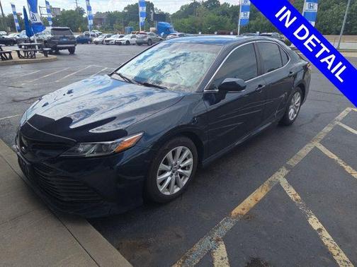 Aqua 2019 Toyota Camry LE