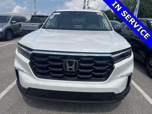 2023 Honda Pilot AWD LX