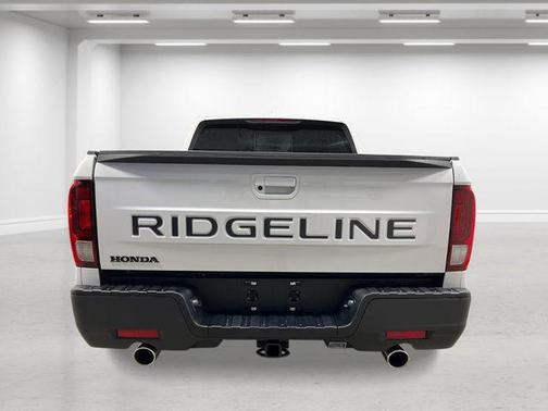 Platinum White Pearl 2026 Honda Ridgeline RTL