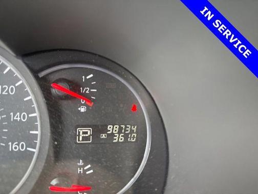 Super Black 2014 Nissan Quest SV
