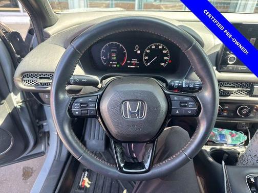 Urban Gray Pearl 2024 Honda HR-V AWD Sport