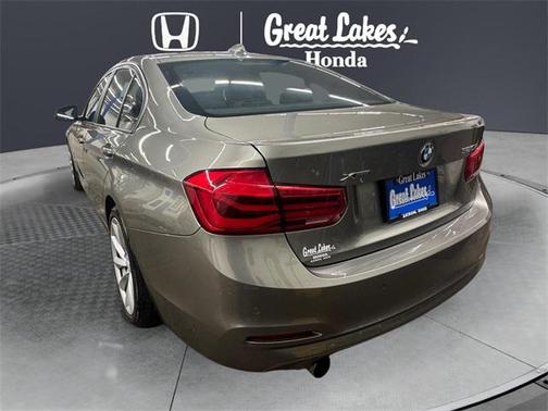 2017 BMW 320 i