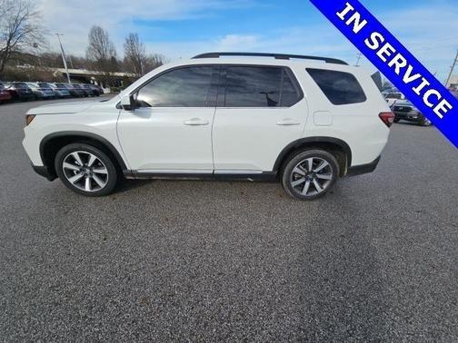 2024 Honda Pilot Touring 8-Passenger