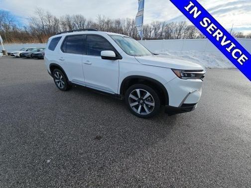 2024 Honda Pilot Touring 8-Passenger