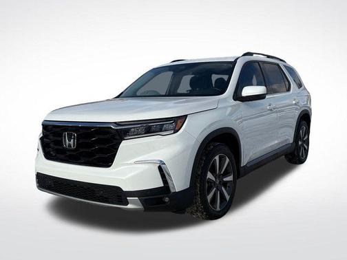 2024 Honda Pilot Touring 8-Passenger