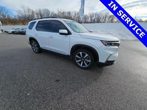 2024 Honda Pilot Touring 8-Passenger
