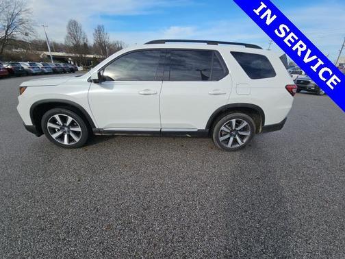 2024 Honda Pilot Touring 8-Passenger