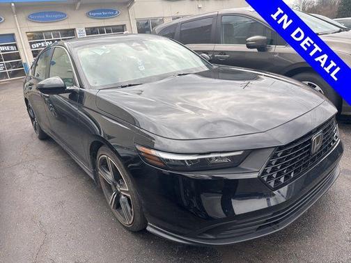 Crystal Black Pearl 2024 Honda Accord Hybrid Sport