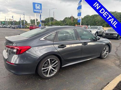Crystal Black Pearl 2024 Honda Civic Touring