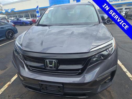 Modern Steel Metallic 2022 Honda Pilot AWD Special Edition