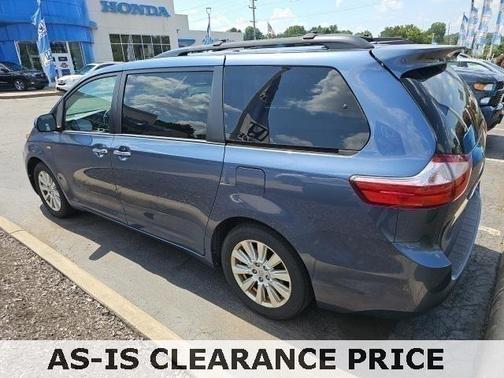 2017 Toyota Sienna XLE Premium