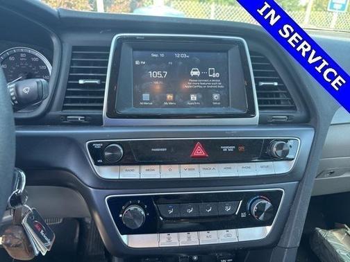 2018 Hyundai SONATA SE
