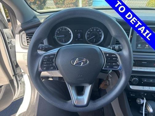2018 Hyundai SONATA SE