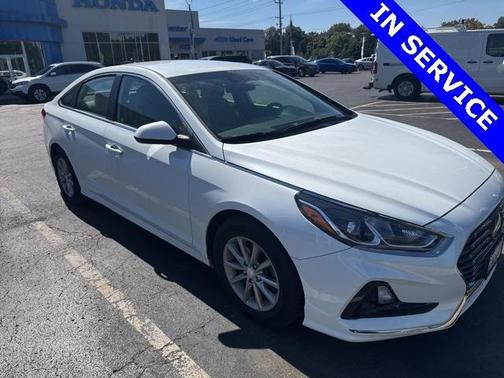 2018 Hyundai SONATA SE
