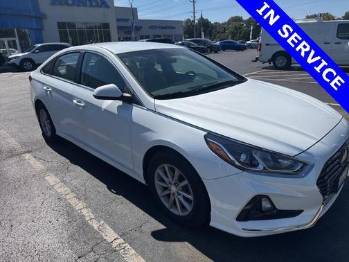 2018 Hyundai SONATA SE