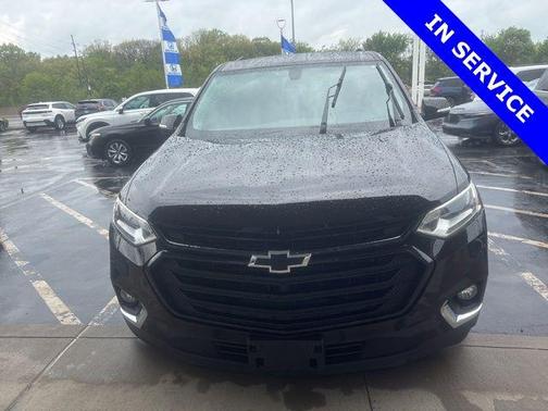 Black Metallic 2018 Chevrolet Traverse LT Cloth