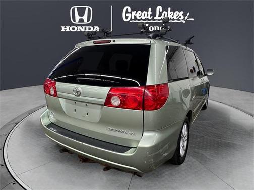 2006 Toyota Sienna XLE
