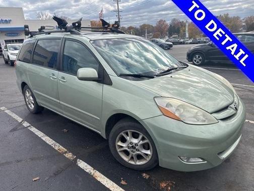 2006 Toyota Sienna XLE