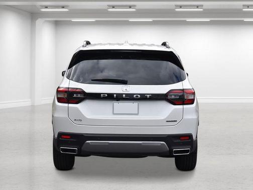 2026 Honda Pilot Touring 8-Passenger