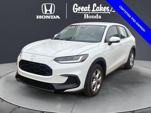 Platinum White Pearl 2024 Honda HR-V LX