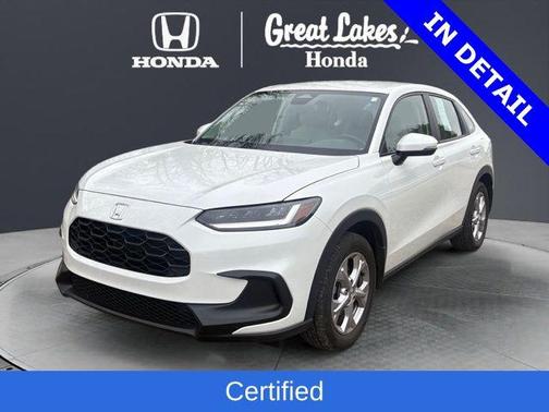 Platinum White Pearl 2024 Honda HR-V LX