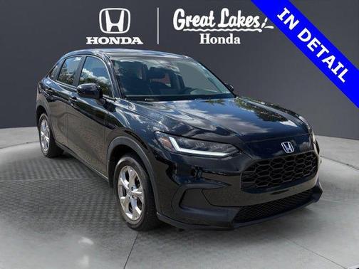 Crystal Black Pearl 2023 Honda HR-V LX