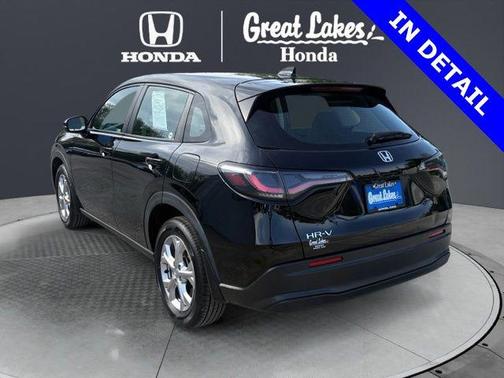Crystal Black Pearl 2023 Honda HR-V LX