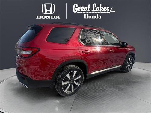2024 Honda Pilot Touring 8-Passenger