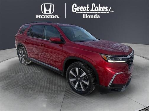 2024 Honda Pilot Touring 8-Passenger