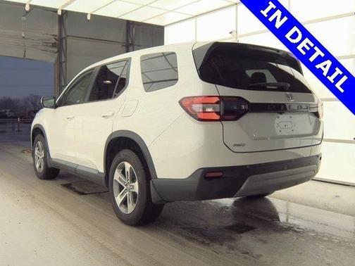 2024 Honda Pilot EX-L 7 Passenger