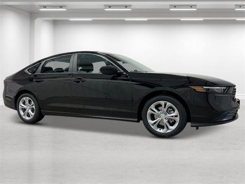 2025 Honda Accord LX 1.5T