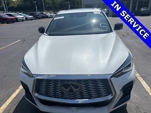 2023 INFINITI QX55 LUXE