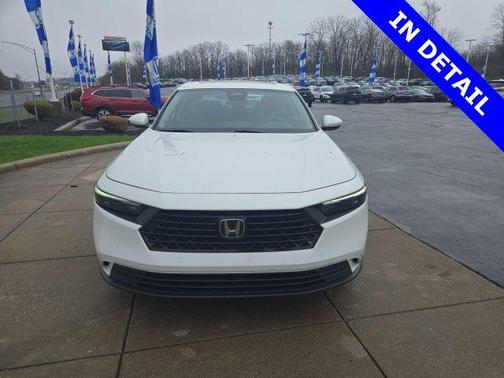 Platinum White Pearl 2023 Honda Accord EX