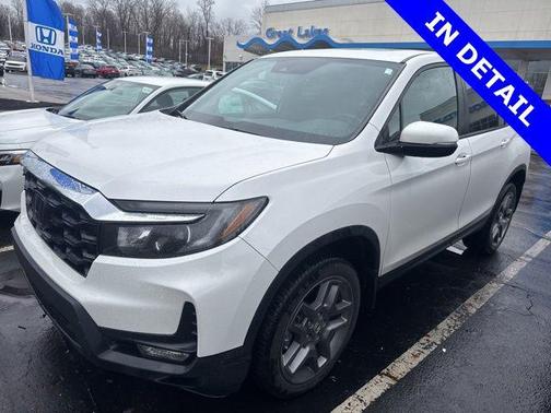 Platinum White Pearl 2023 Honda Passport AWD EX-L
