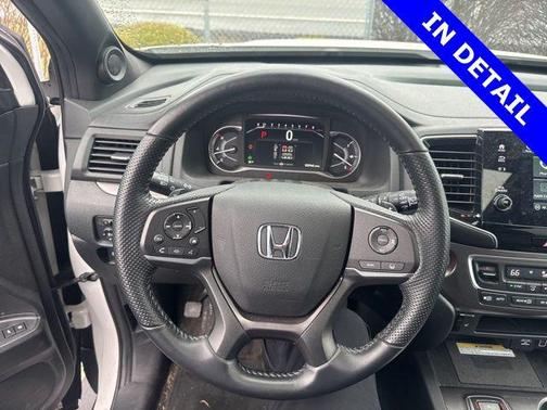 Platinum White Pearl 2023 Honda Passport AWD EX-L