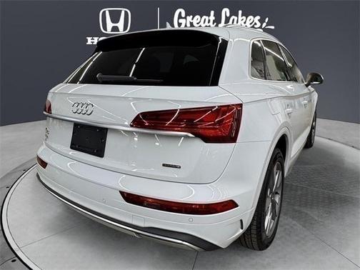 2024 Audi Q5 40 Premium Plus