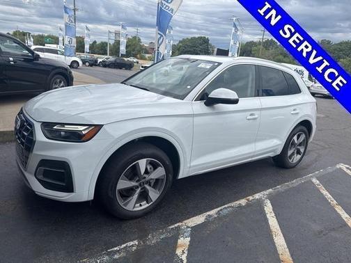 2024 Audi Q5 40 Premium Plus