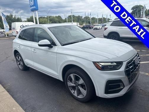 2024 Audi Q5 40 Premium Plus