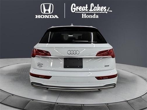 2024 Audi Q5 40 Premium Plus