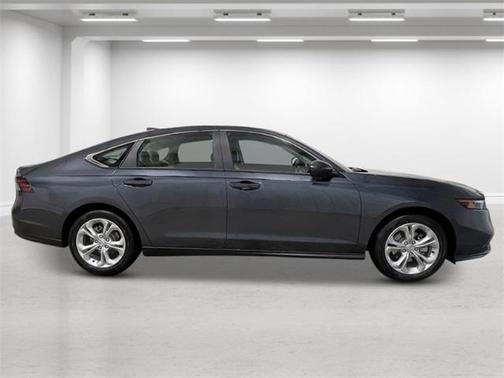 2025 Honda Accord LX 1.5T