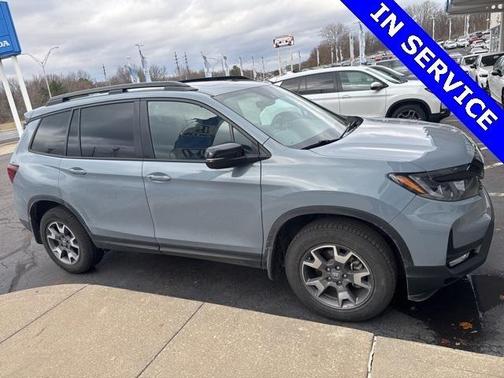2023 Honda Passport AWD TrailSport