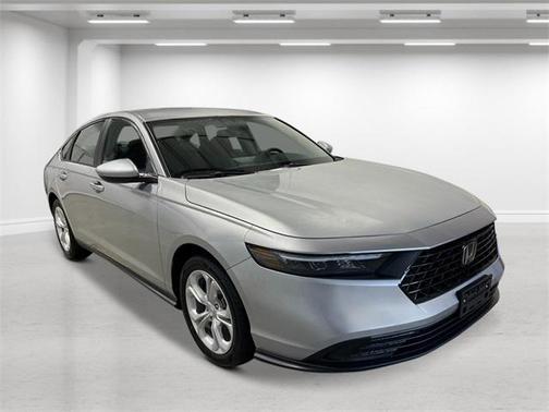 2025 Honda Accord LX 1.5T