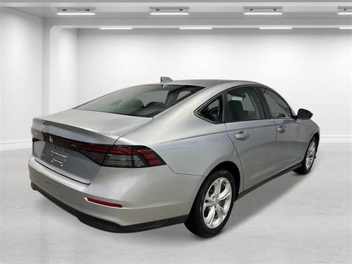 2025 Honda Accord LX 1.5T