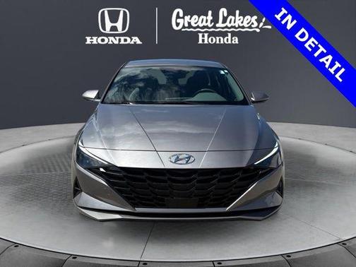 Fluid Metal 2023 Hyundai ELANTRA SEL