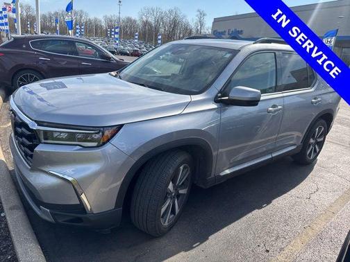 Lunar Silver Metallic 2023 Honda Pilot Touring 8-Passenger
