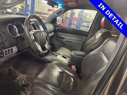 2014 Toyota Tacoma Base