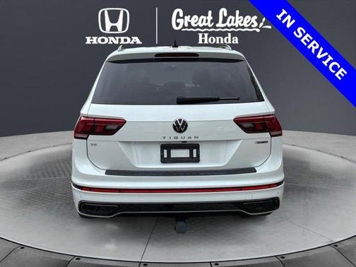 Opal White Pearl 2023 Volkswagen Tiguan 2.0T SE R-Line Black 4MOTION