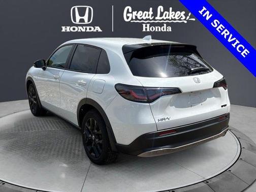 Platinum White Pearl 2023 Honda HR-V AWD Sport